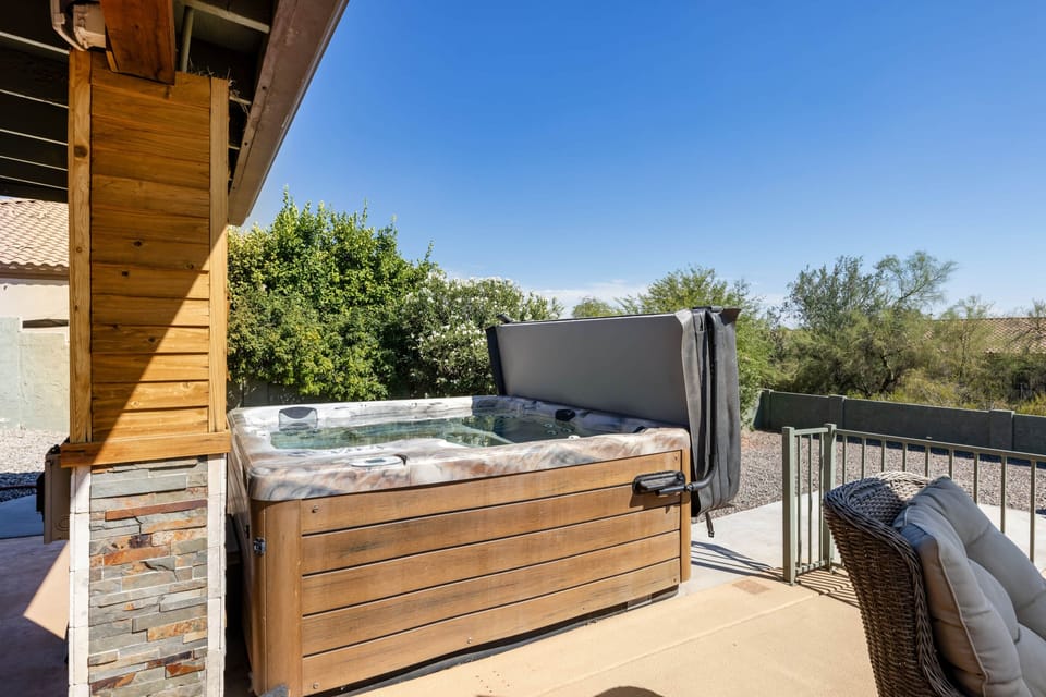 Hot Tub v2