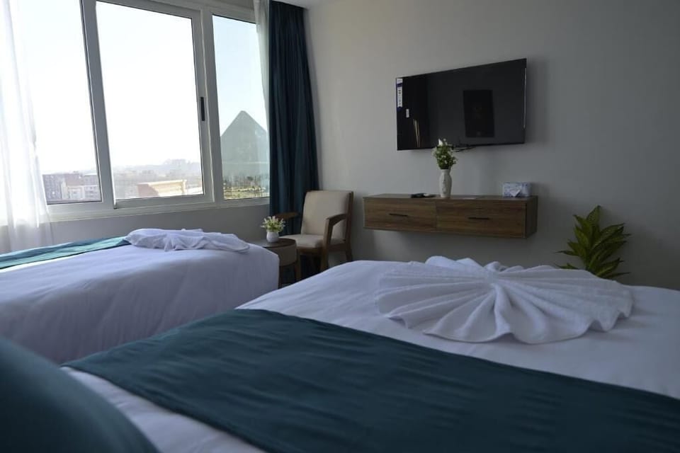 In-room safe, soundproofing, free WiFi