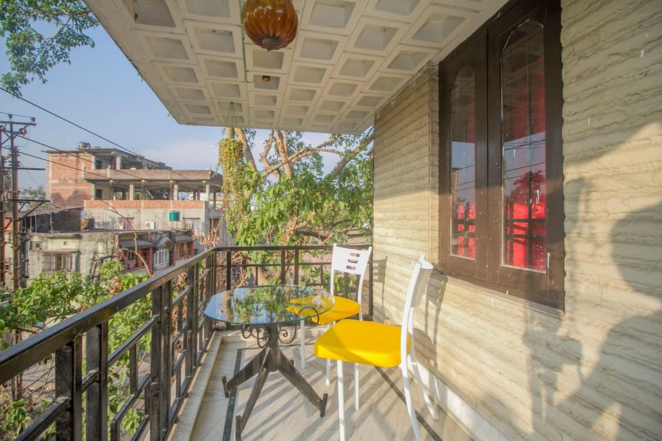 House | Property grounds