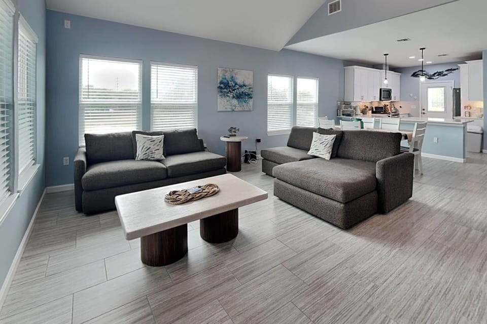 House (4 Bedrooms) | Property amenity