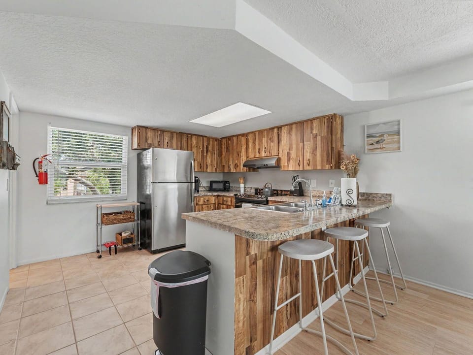 House, Multiple Beds (Beach Blast Retreat) | Private kitchen