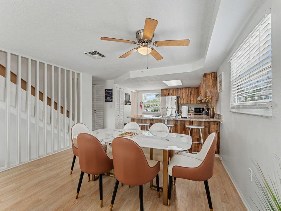 House, Multiple Beds (Beach Blast Retreat) | Dining
