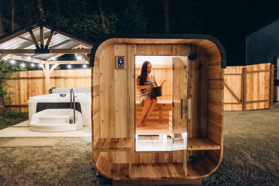 Cedar Sauna Experience: Relax, recharge, and unwind with a warm sauna session followed by a soak in the covered hot tub.