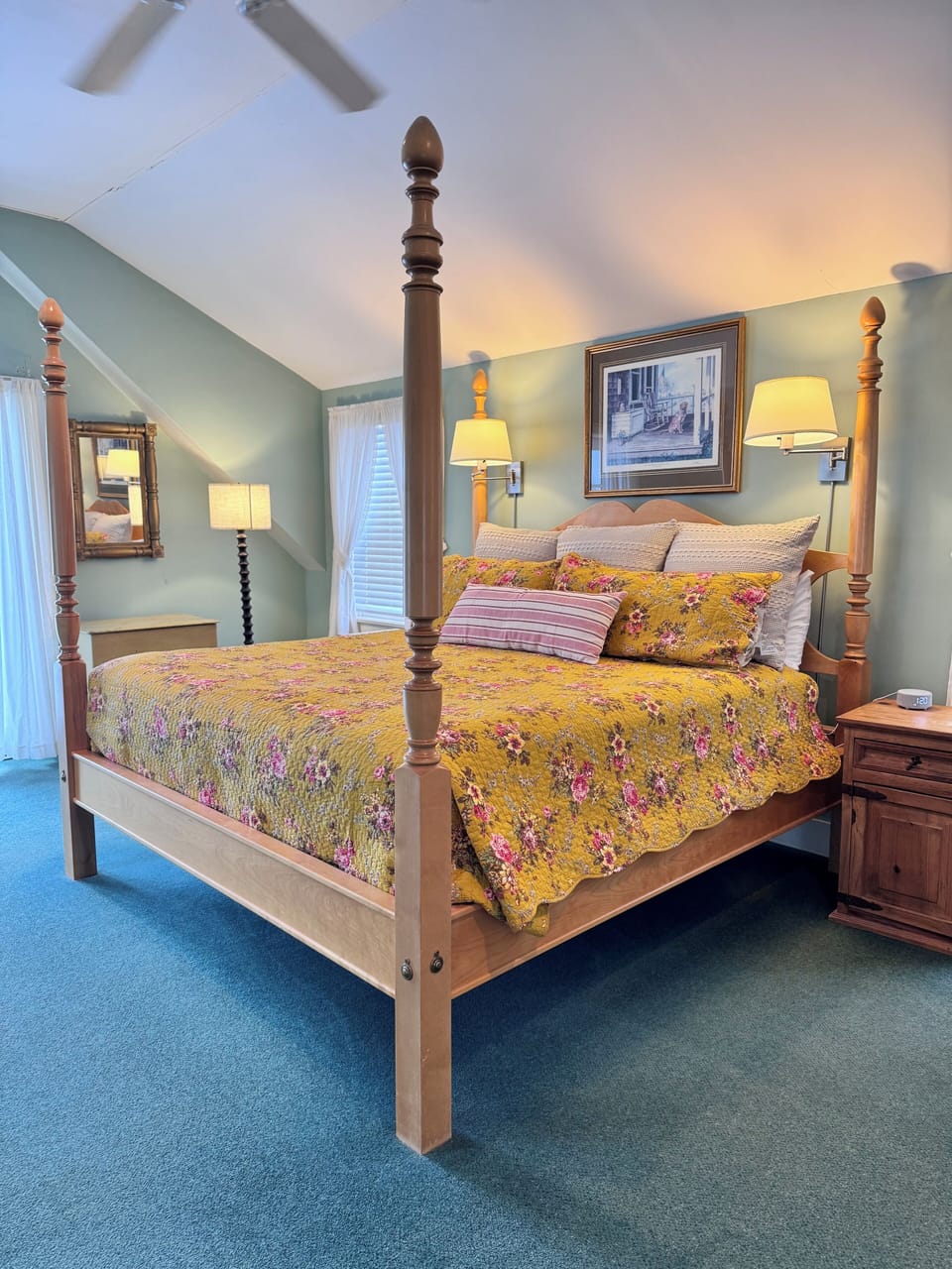 Signature Studio Suite, Balcony, Garden View | Premium bedding, WiFi (free), individually decorated