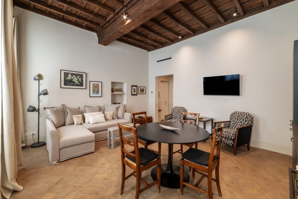 Coronari 6 - FromHometoRome Apartment in Rome