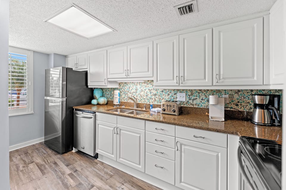 Well appointed Kitchen, everything you could need is here.