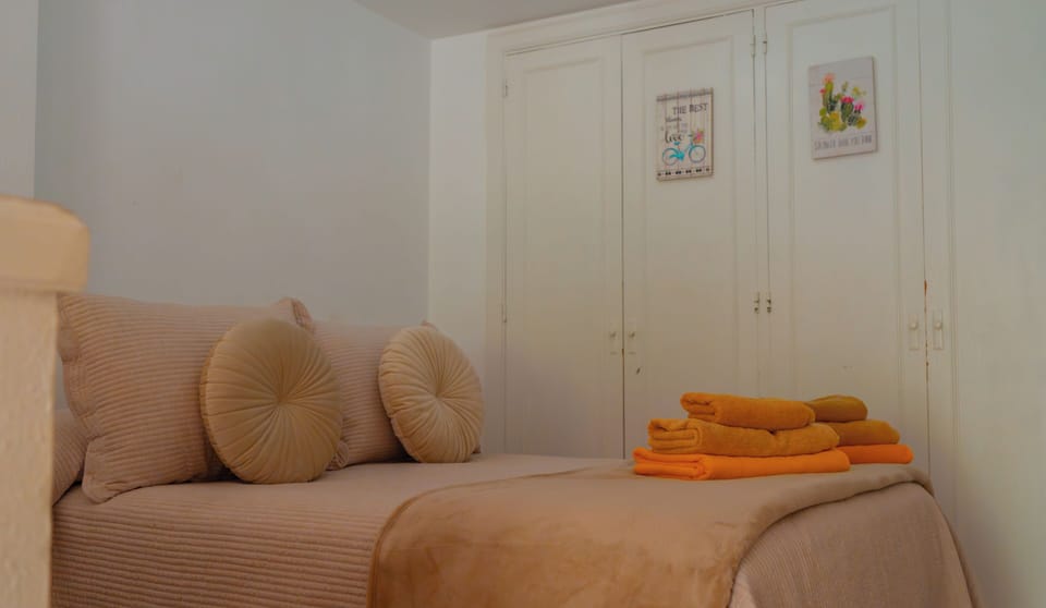 Comfort Apartment | Iron/ironing board, WiFi (free)