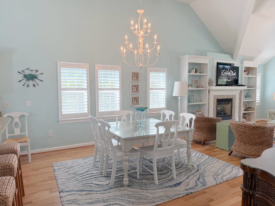 NH272: Dune Our Thing | TL Dining Area - Seating for 6