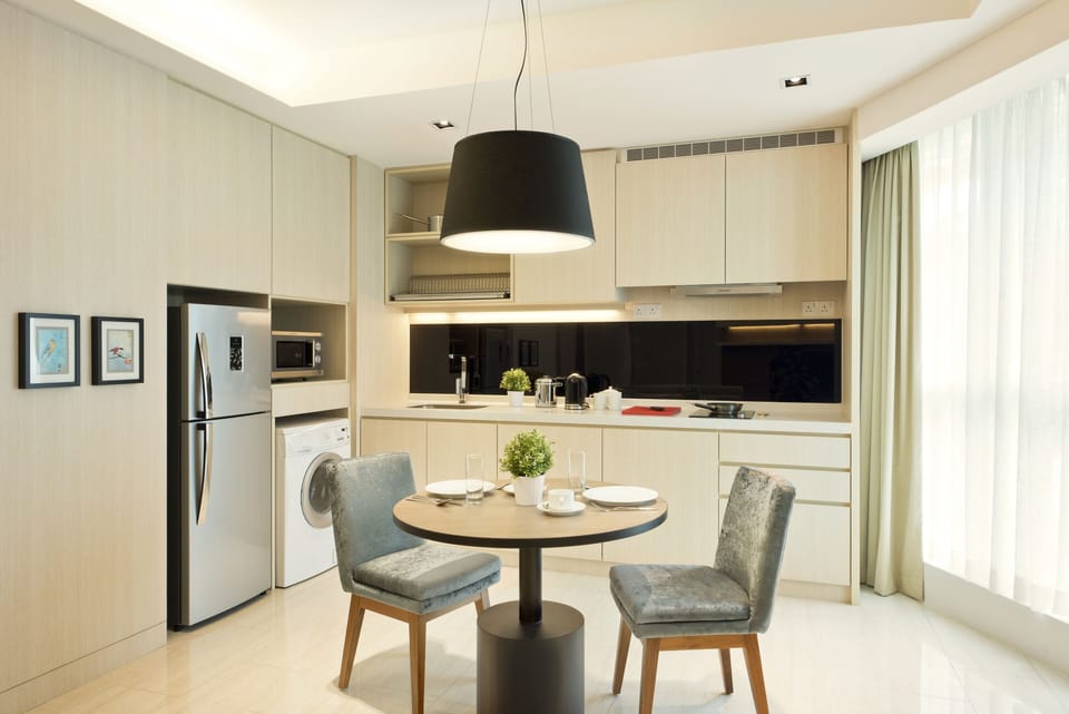 One Bedroom Premier Suite | Private kitchenette | Coffee/tea maker