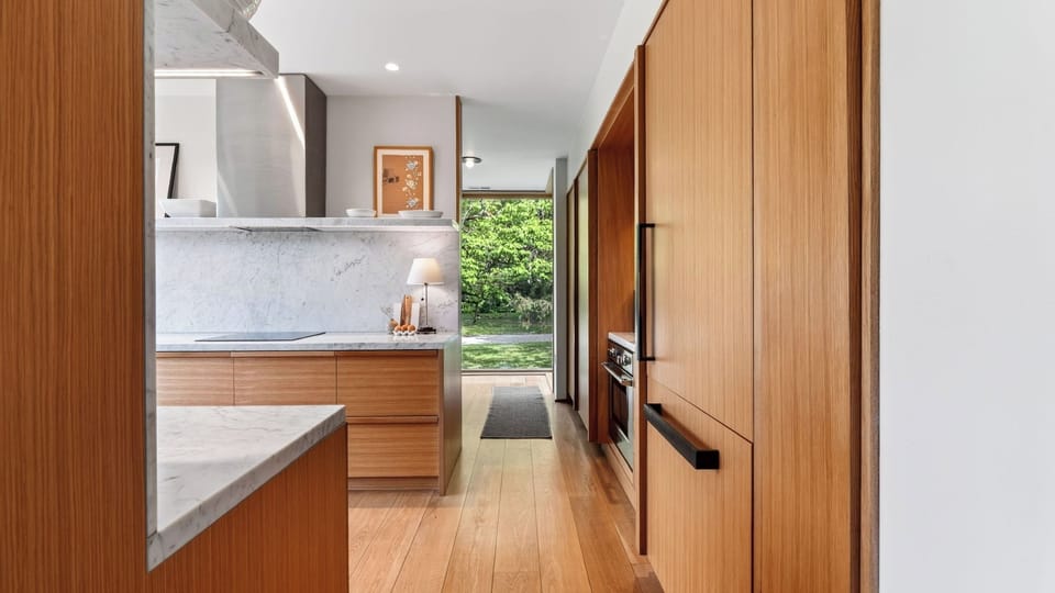 House (6 Bedrooms) | Interior