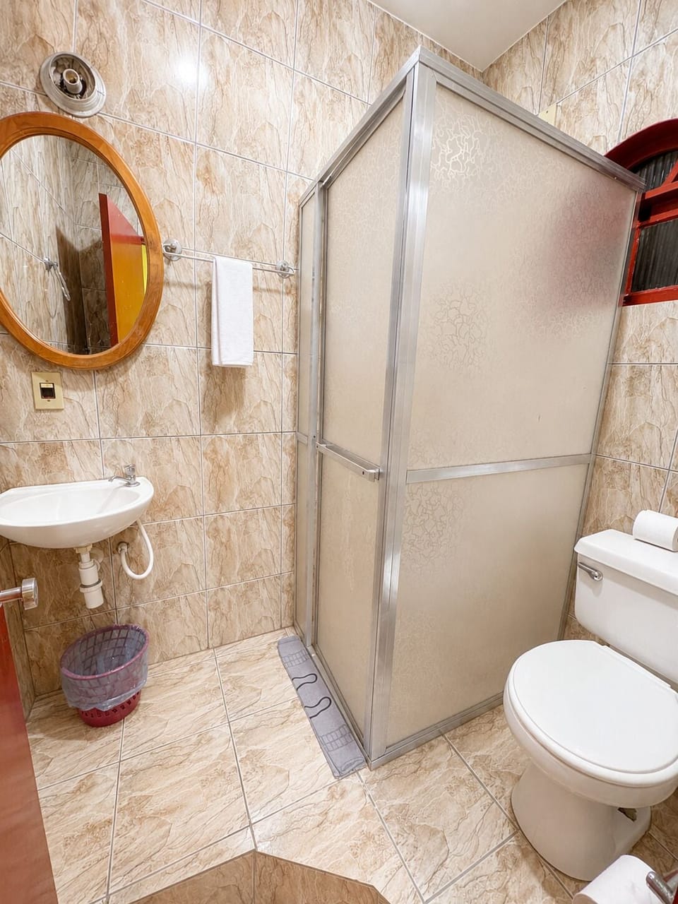 Suite 13 | Bathroom
