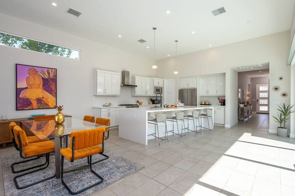 Dining area: 6-person dining table, buffet side table