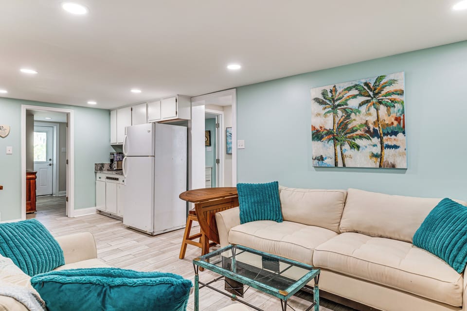 Living Area | Lower Level