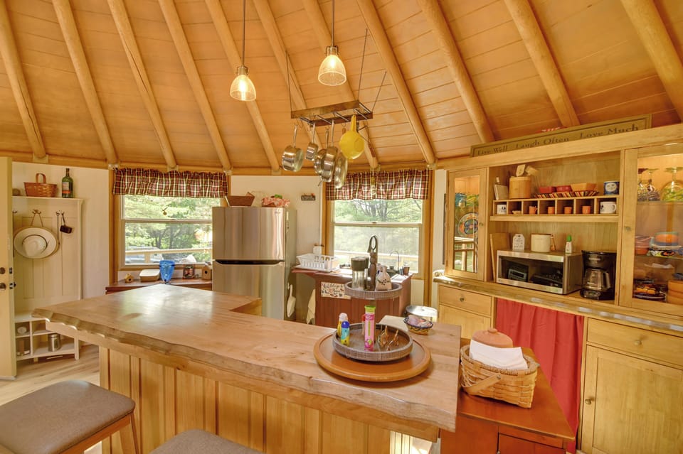 Dining Bar | Kitchen