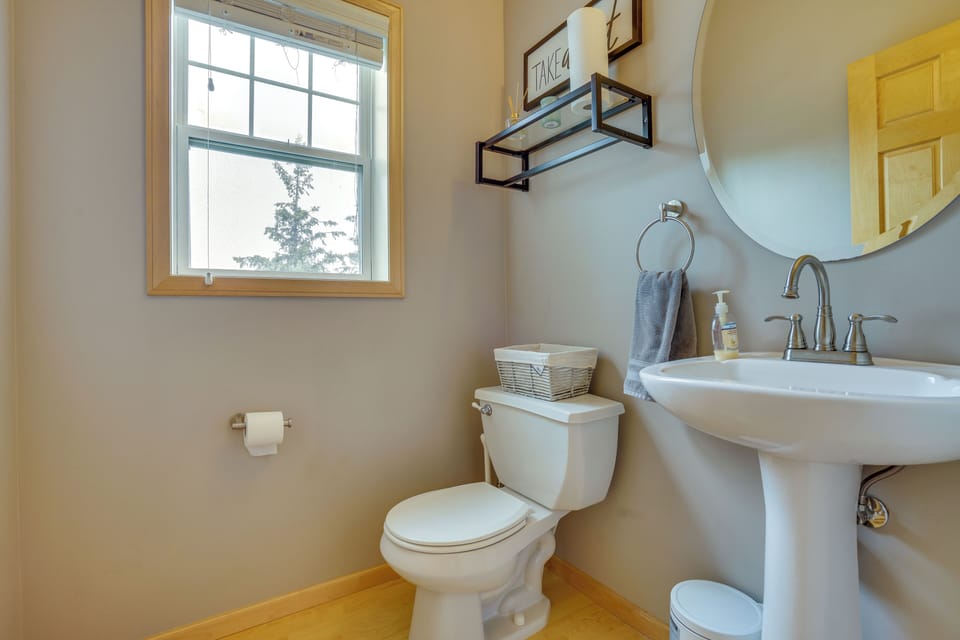 Half Bath | 1st Floor