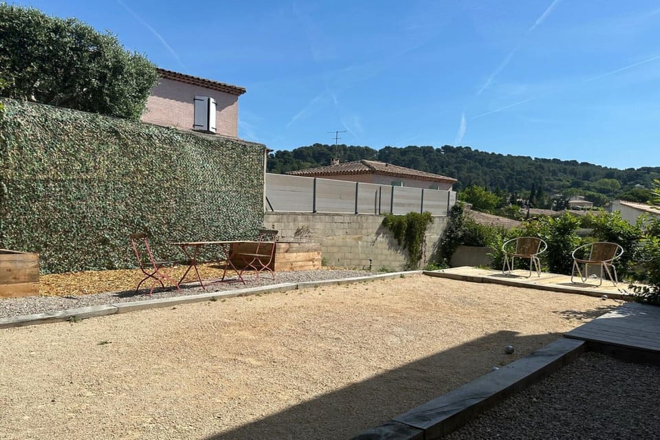 Holiday Home Facilities and Services