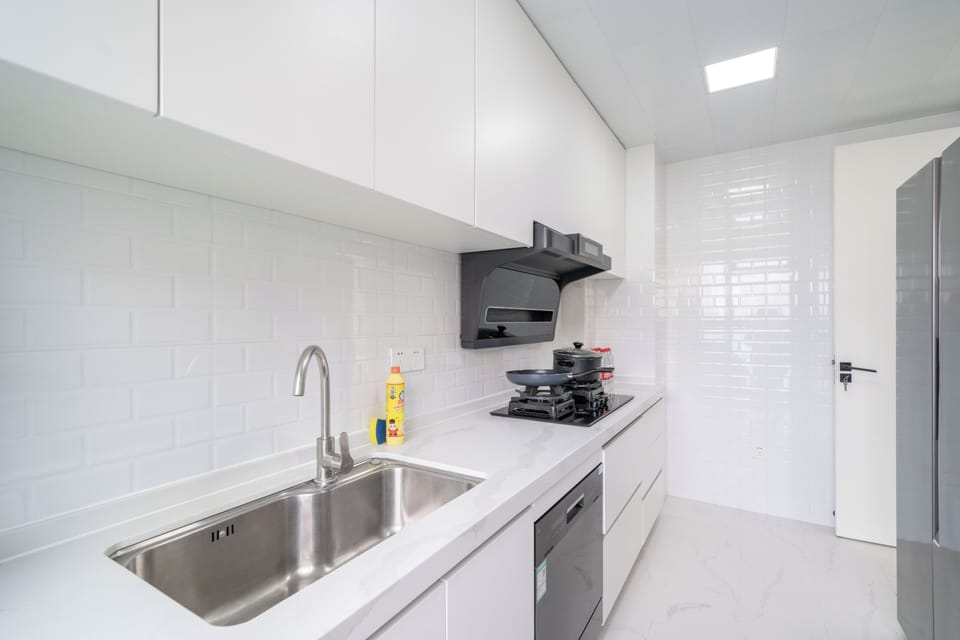 Superior Apartment, Non Smoking, City View | Private kitchen