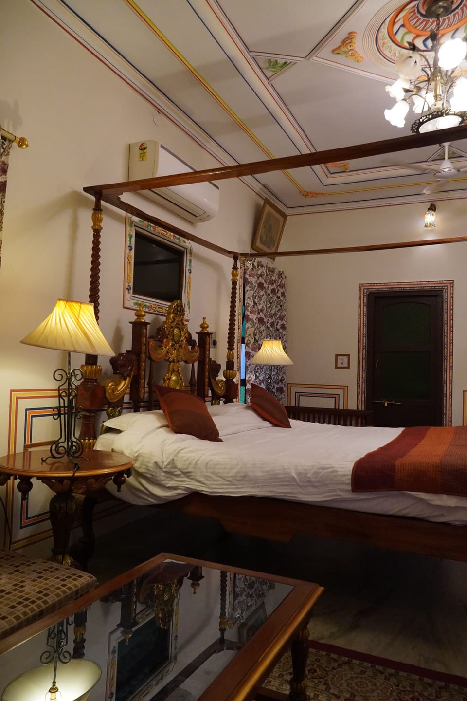 Standard Room, City View | Desk, laptop workspace, iron/ironing board (on request), WiFi (free)