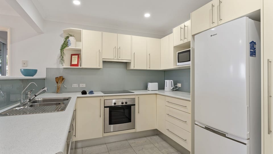 A compact kitchen made for seaside feasts