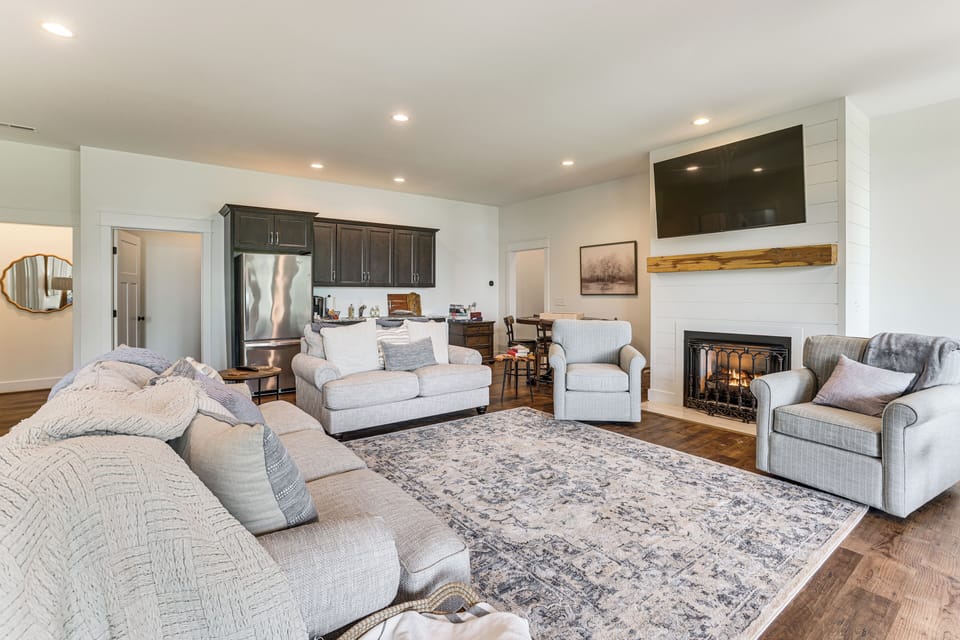 House (4 Bedrooms) | Interior