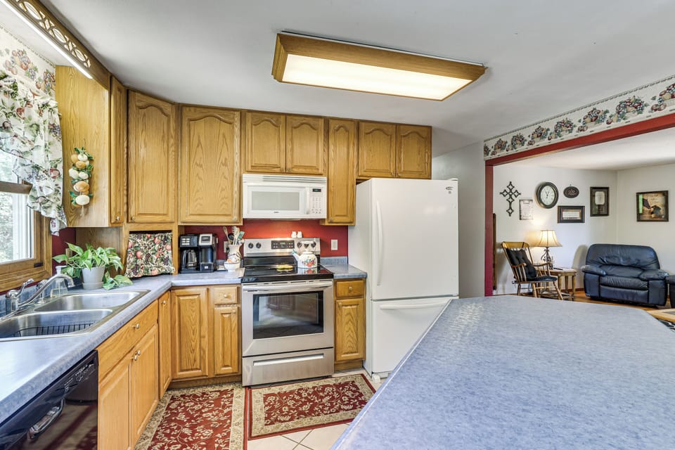 House (3 Bedrooms) | Interior