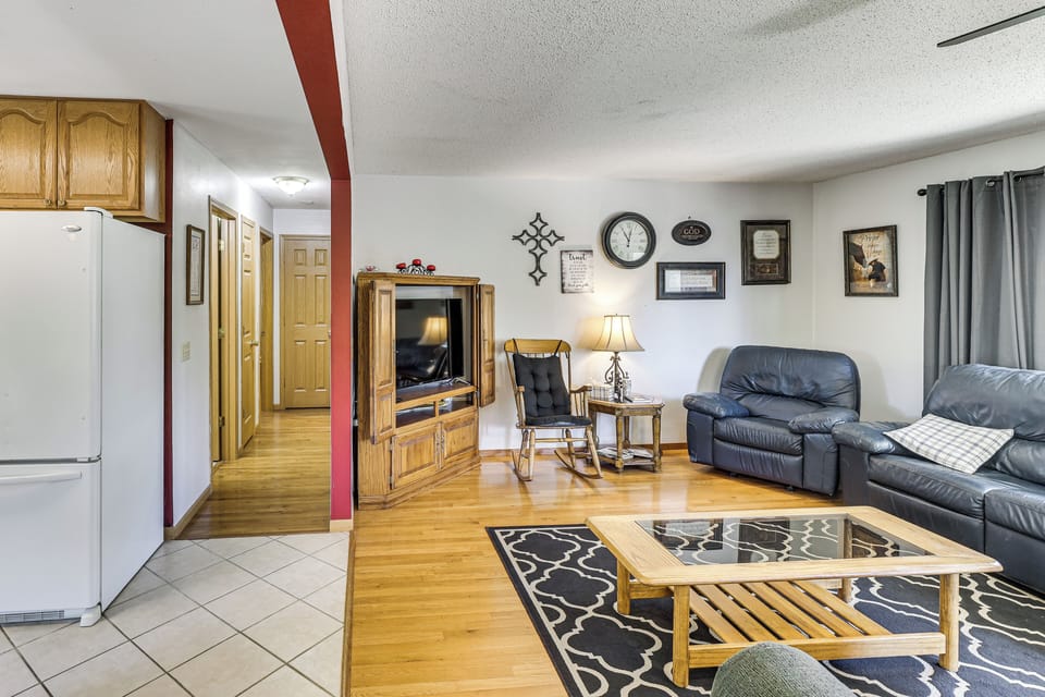 House (3 Bedrooms) | Interior