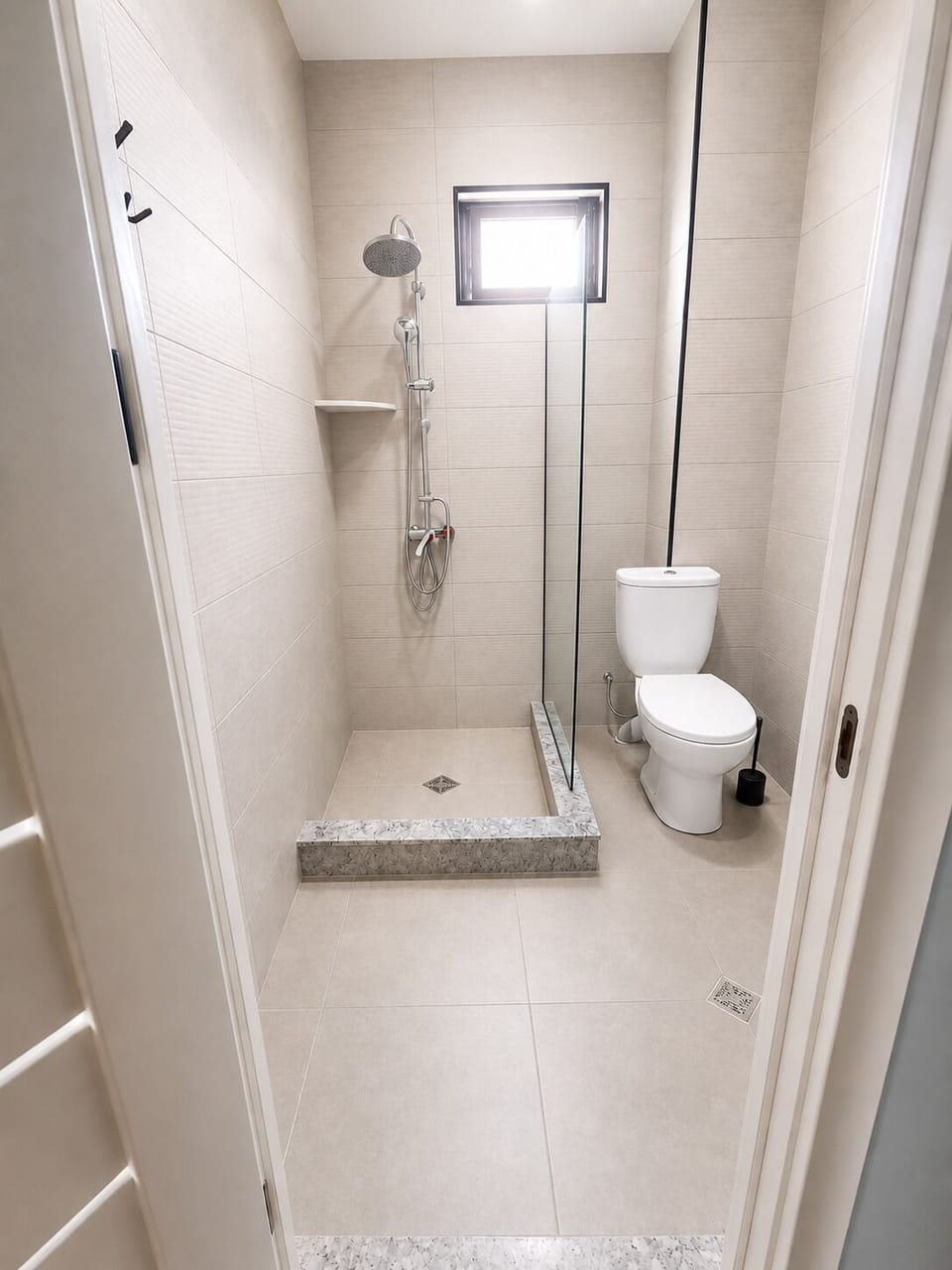 Shower, free toiletries, hair dryer, slippers