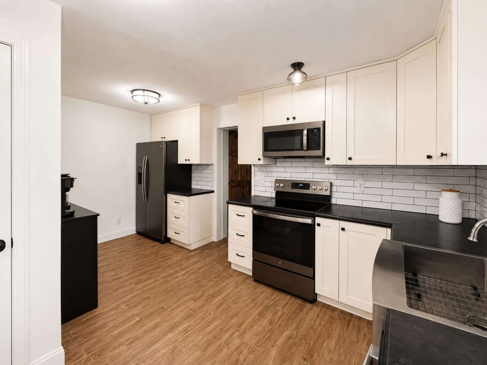 House, Multiple Beds (Five Arrows Lakehouse) | Private kitchen