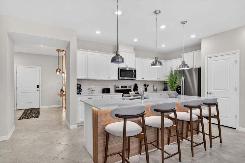 Fully equipped kitchen