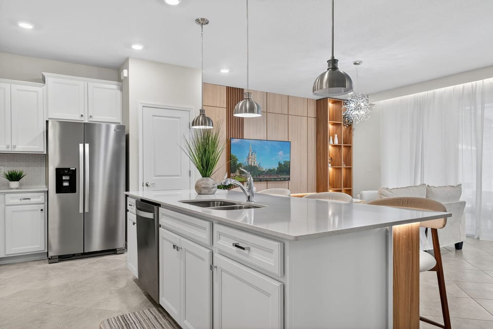 Fully equipped kitchen
