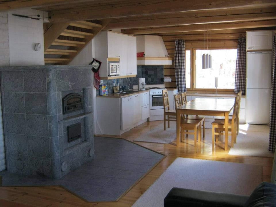 House, 1 Bedroom, Balcony | Dining room