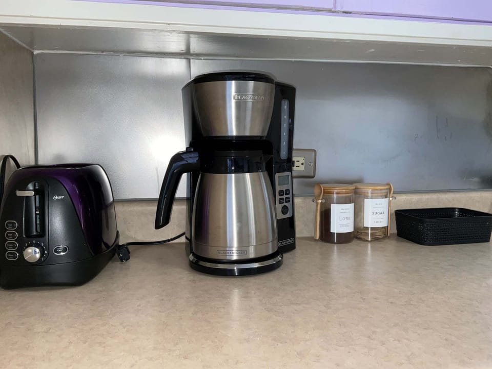 The cozy kitchen offers all the comforts of home​