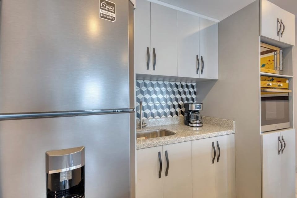 Studio Suite, 1 King Bed, Kitchen, City View (Princess 805 at Morgan Residences) | Private kitchen