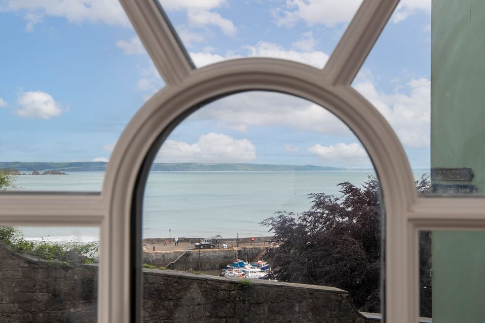 Heart of Tenby, Sea Views