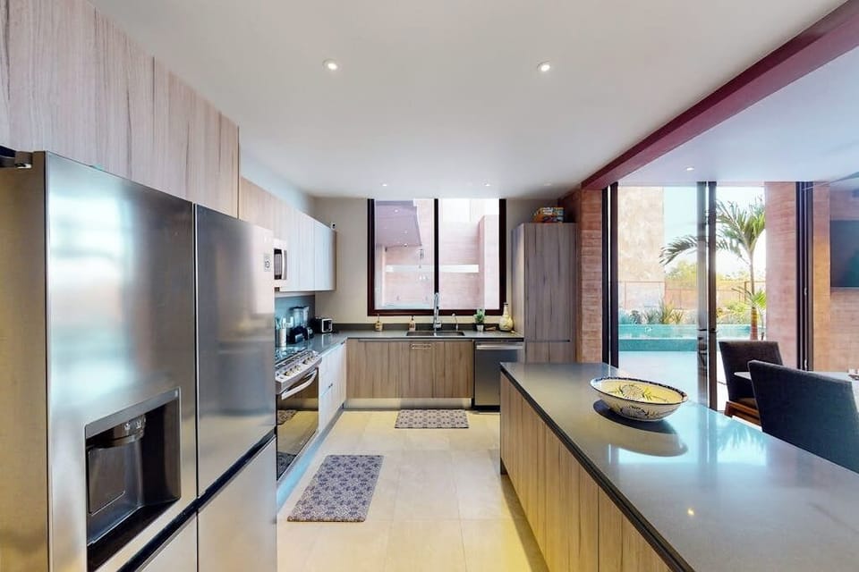 House, Multiple Beds, Ocean View (Villa in the Clouds) | Private kitchen | Coffee/tea maker