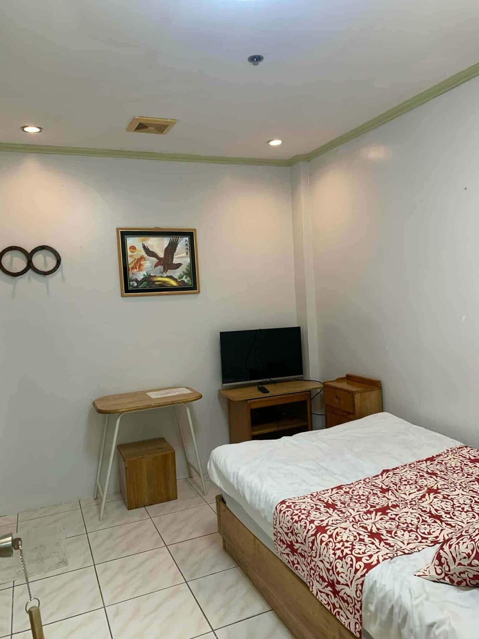 Comfort Room | Down comforters, WiFi (free), bed sheets