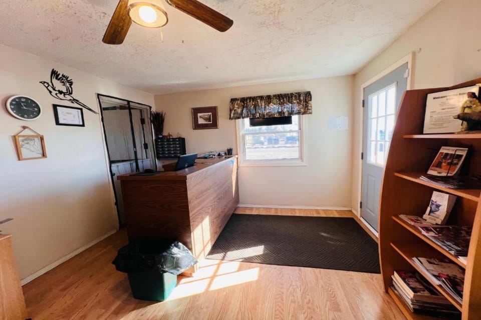 Entrance / Reception