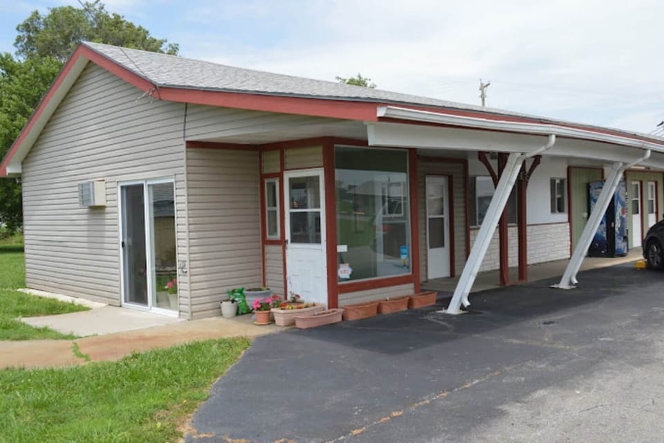 Holiday Home Exterior [summer]