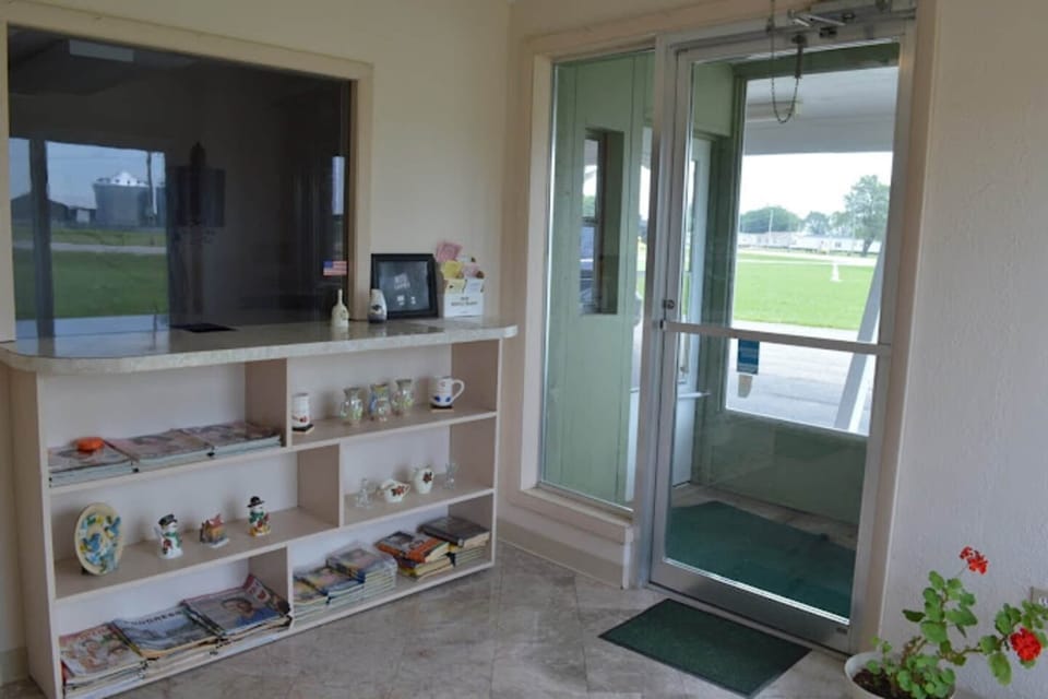 Entrance / Reception