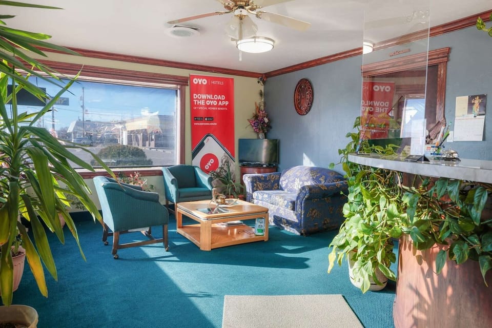Entrance / Reception