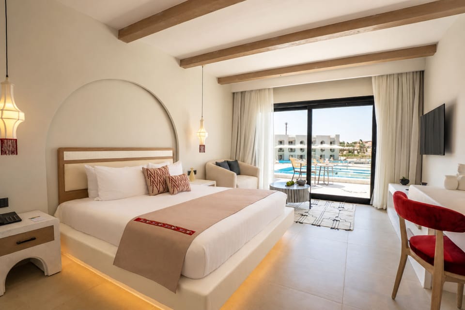  Family Suite | In-room safe, blackout drapes, WiFi (free)