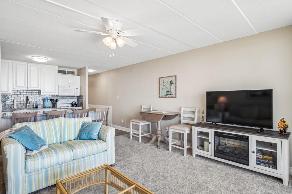 Group,Living Room,
