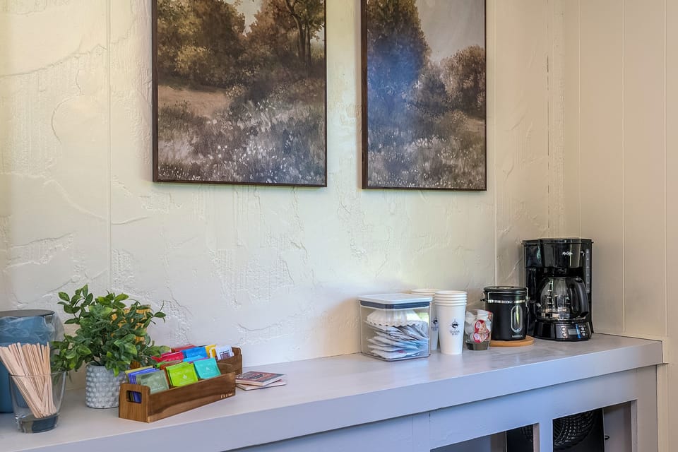 Coffee and Tea Bar