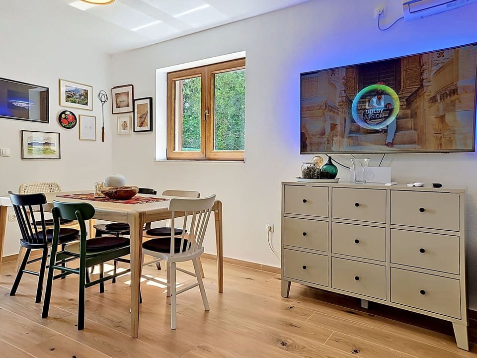 Interior Design, Apartment, Balcony, Hardwood, Wood Stain, Wood Flooring, Handrail, Daylighting, Hotel, Penthouse Apartment