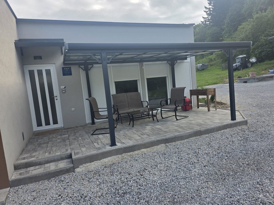 House (Holiday Home with Terrace) | Terrace/patio