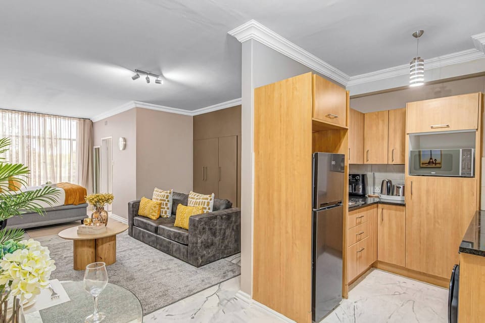 Apartment, 1 Bedroom | Living room