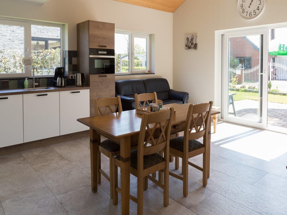 House | Dining