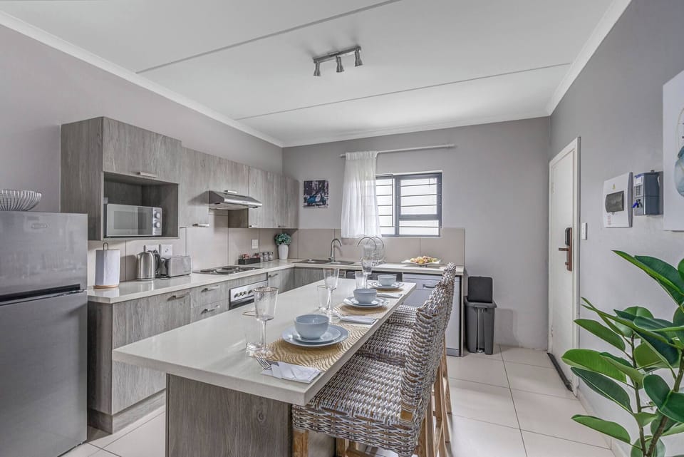 Apartment, 2 Bedrooms, Balcony | Interior