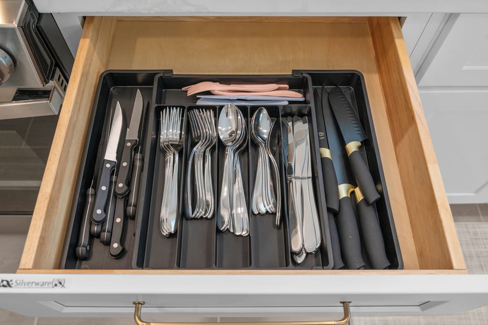 Plenty of silverware so your whole group is covered at mealtime