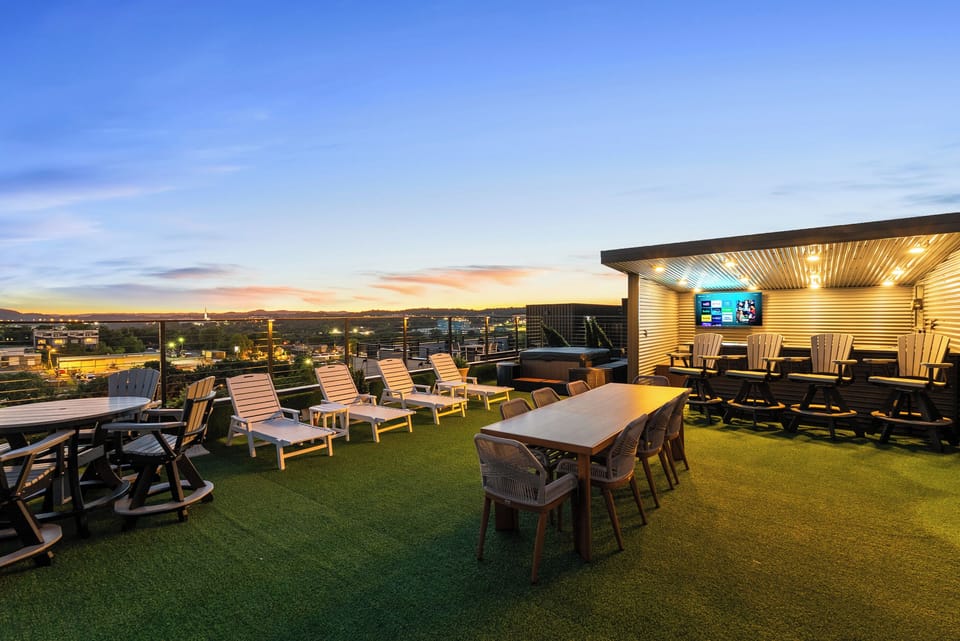 Rooftop Entertainment